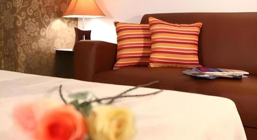 G2 Hotel Group Hat Yai Extérieur photo